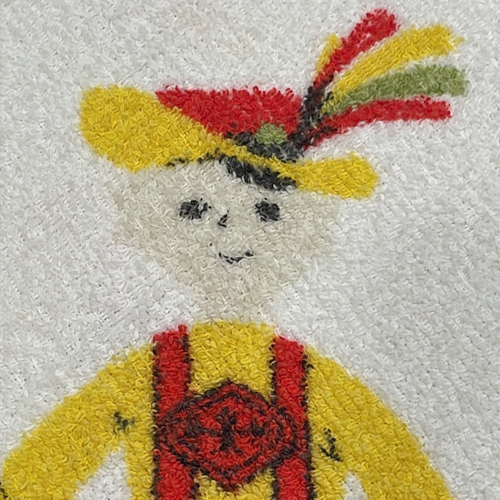 Vintage terrycloth tablecloth - Picture 8 of 10